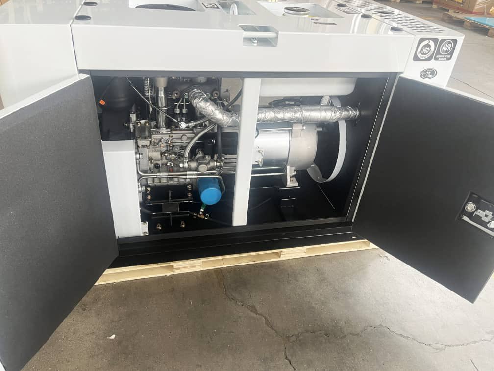 SireAvantage's tweet photo. Procurez vous notre Générateur 12KVA au prix de l’usine et oubliez vos soucis d’Electricité ☺️🚚📦🇨🇳🇨🇩 https://t.co/5AxCguJmdo