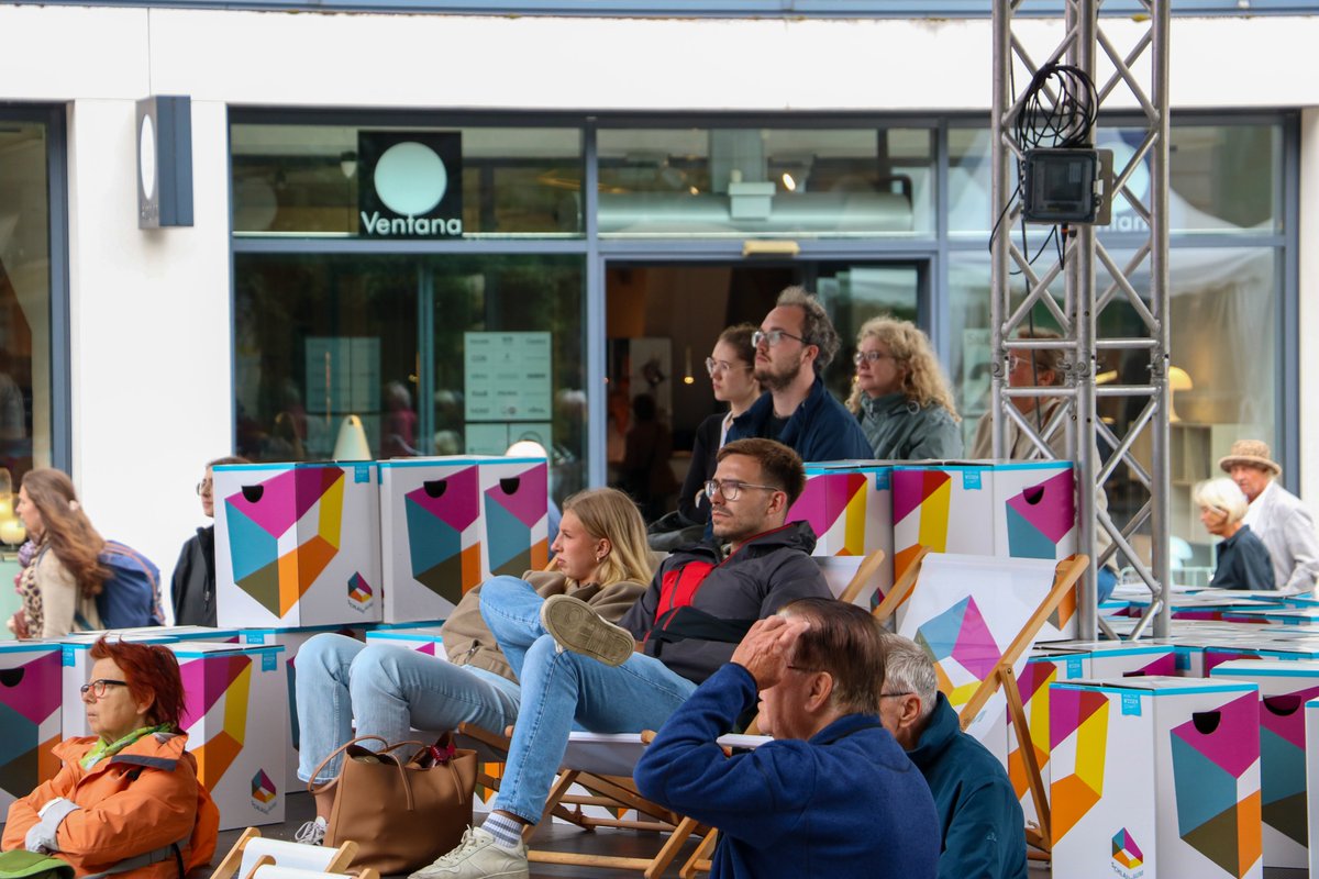 MEDB_LAB's tweet image. MedB Lab joined the Schlauraum Wissenschaftsfestival to open conversations around liver health and research 🧬

🗣️ Talks on transplants &amp;amp; gut-liver topics
🫁 Inflatable colon walk-through
🎙️ Interviews about our work
Science belongs to everyone-
#WissenschaftMünster