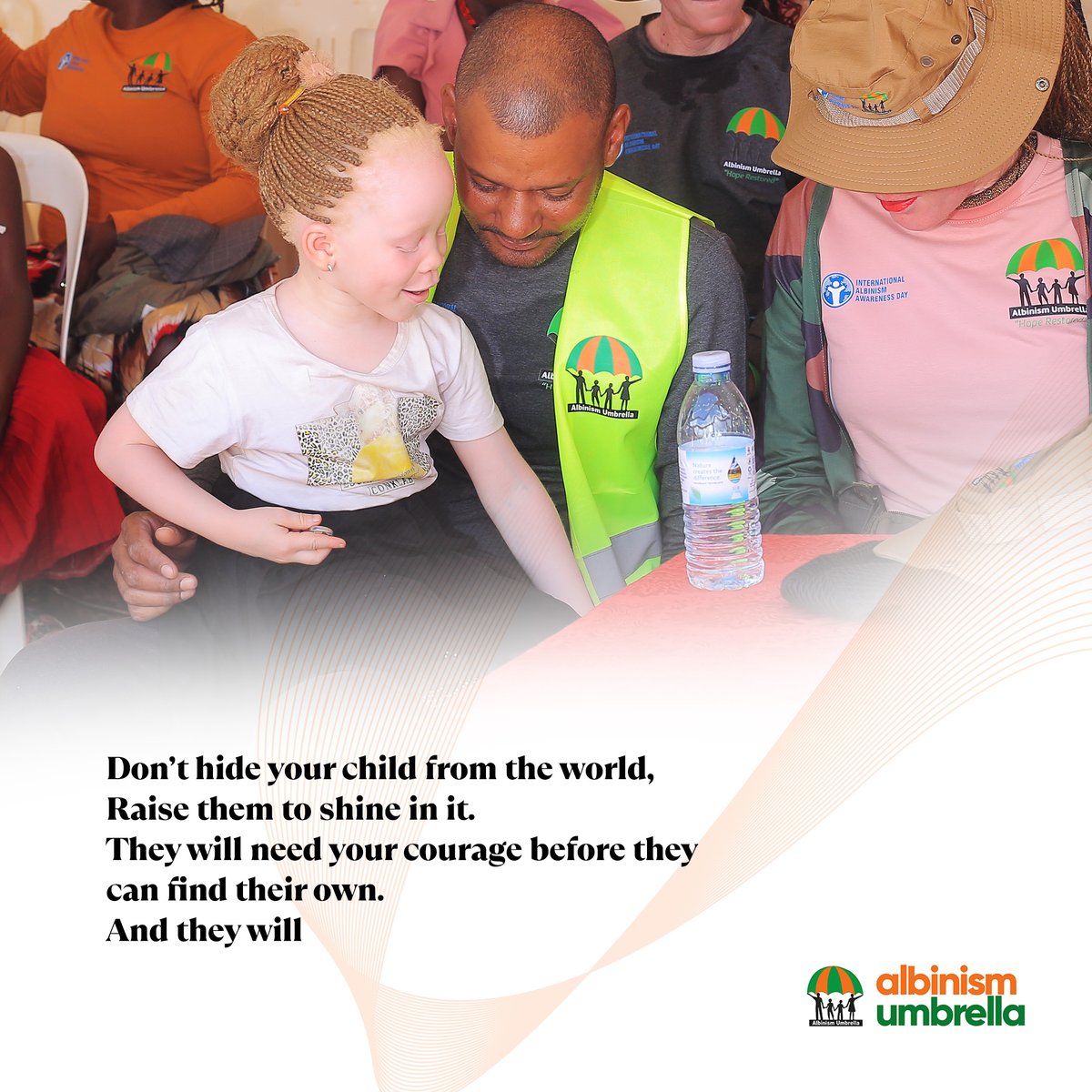 albinismumbrell's tweet image. You are raising a warrior, not despite their albinism, but because of it.
Keep holding their hand as they grow, but also let them see the pride in your eyes.
They will learn to love themselves the way you have loved them fiercely, unconditionally, and fully.
You are doing an…