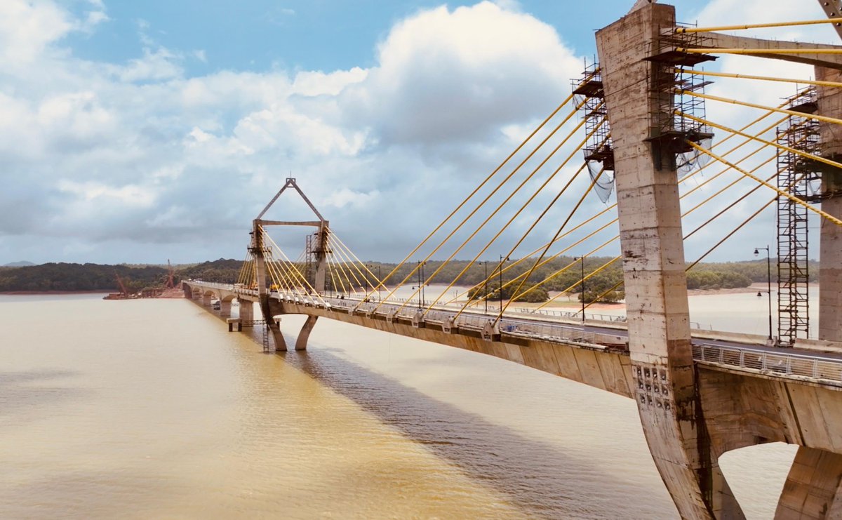 Nitin Gadkari (@nitin_gadkari) on Twitter photo 📍Shivamogga, Karnataka
Inaugurated India’s second-longest cable-stayed bridge, the 6-kilometre-long Sharavathi Bridge, in the presence of Union Minister Shri <a href="/JoshiPralhad/">Pralhad Joshi</a> Ji, former Chief Minister of Karnataka Shri <a href="/BSYBJP/">B.S.Yediyurappa</a> Ji, MPs, MLAs, and senior officials today in 📍Shivamogga, Karnataka
Inaugurated India’s second-longest cable-stayed bridge, the 6-kilometre-long Sharavathi Bridge, in the presence of Union Minister Shri <a href="/JoshiPralhad/">Pralhad Joshi</a> Ji, former Chief Minister of Karnataka Shri <a href="/BSYBJP/">B.S.Yediyurappa</a> Ji, MPs, MLAs, and senior officials today in