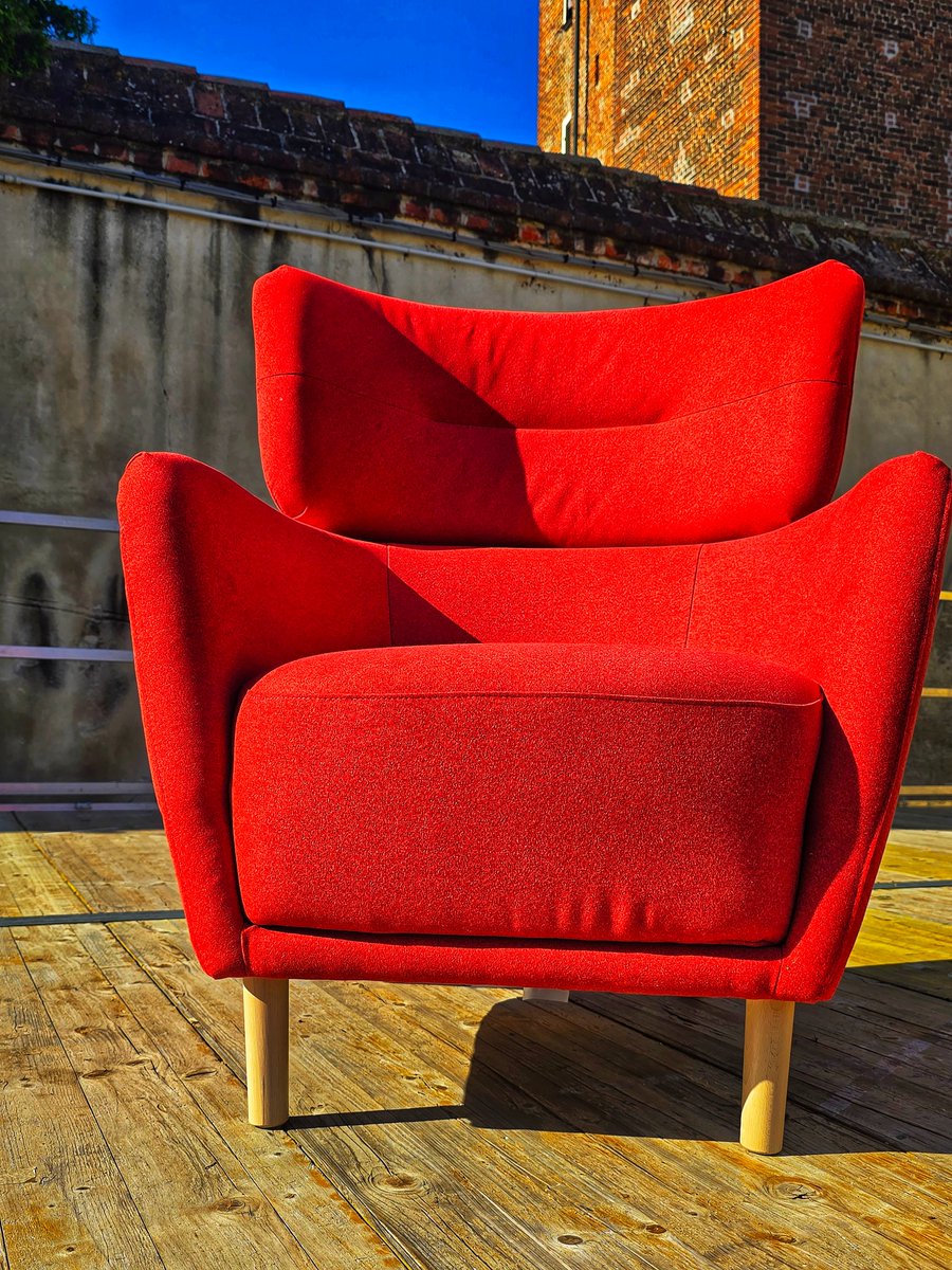 ABCD…opo! - Nella primaria di Vespolate primo #esperimento di #progettazione di una classe che ha partecipato ad ABCDono (abcdono.it).
Risultato? L’allestimento di un ANGOLO LETTURA grazie a un #volume di #poesie realizzato dai bimbi.
Info 👉shorturl.at/lyF40