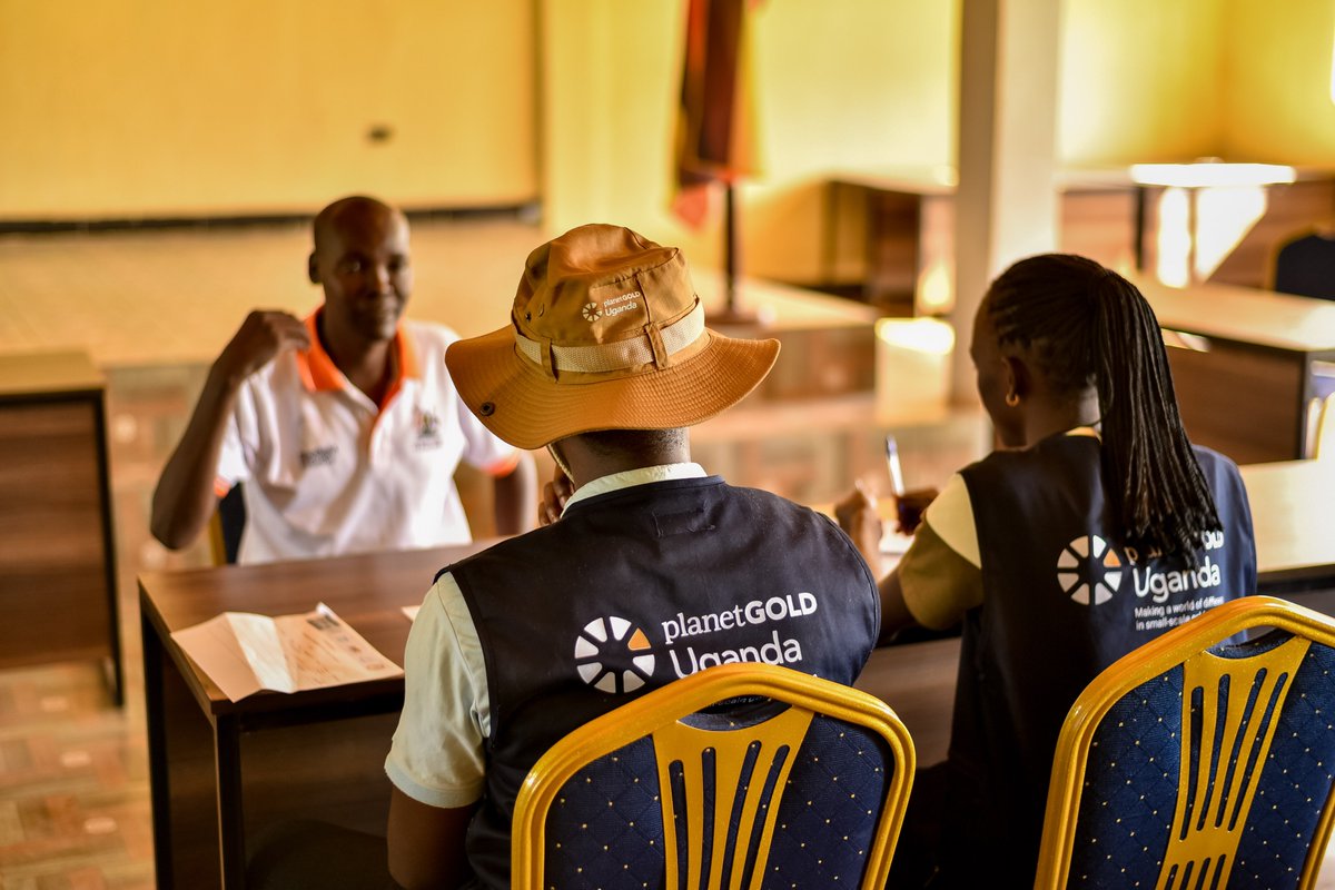 planetGOLD Uganda (@planetgold_ug) on Twitter photo 1/3
Our team in collaboration with officials from <a href="/Mglsd_UG/">Ministry of Gender, Labour and Social Development</a> have been busy the last few weeks conducting a gender impact assessment in the project sites across the country.
The goal?
✅ Understand gender roles in mining
✅ Explore how men & women access mercury-free technology. 1/3
Our team in collaboration with officials from <a href="/Mglsd_UG/">Ministry of Gender, Labour and Social Development</a> have been busy the last few weeks conducting a gender impact assessment in the project sites across the country.
The goal?
✅ Understand gender roles in mining
✅ Explore how men & women access mercury-free technology.