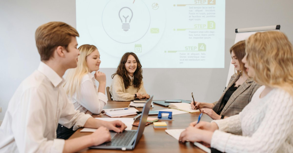 slidebank's tweet photo. Integrate seamlessly with your existing tools and workflows to simplify presentation creation and distribution. Enhance collaboration while keeping content secure and compliant across your organization.

#SAAS #Powerpoint #PresentationManagement https://t.co/phgy66n4RK