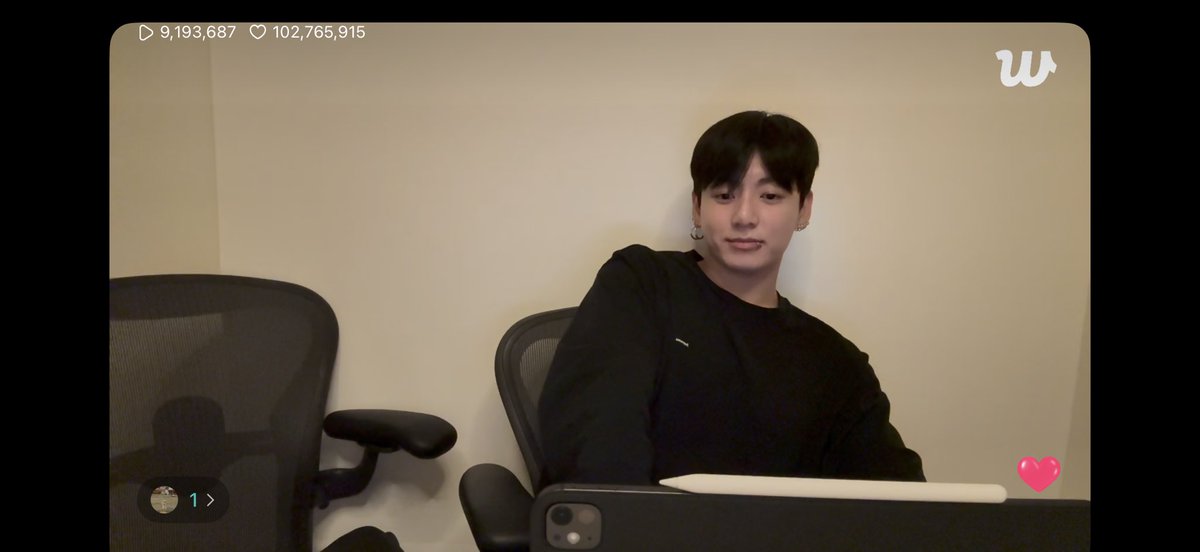 faceoffact007's tweet image. my love is back 
#JUNGKOOK 
#BTS