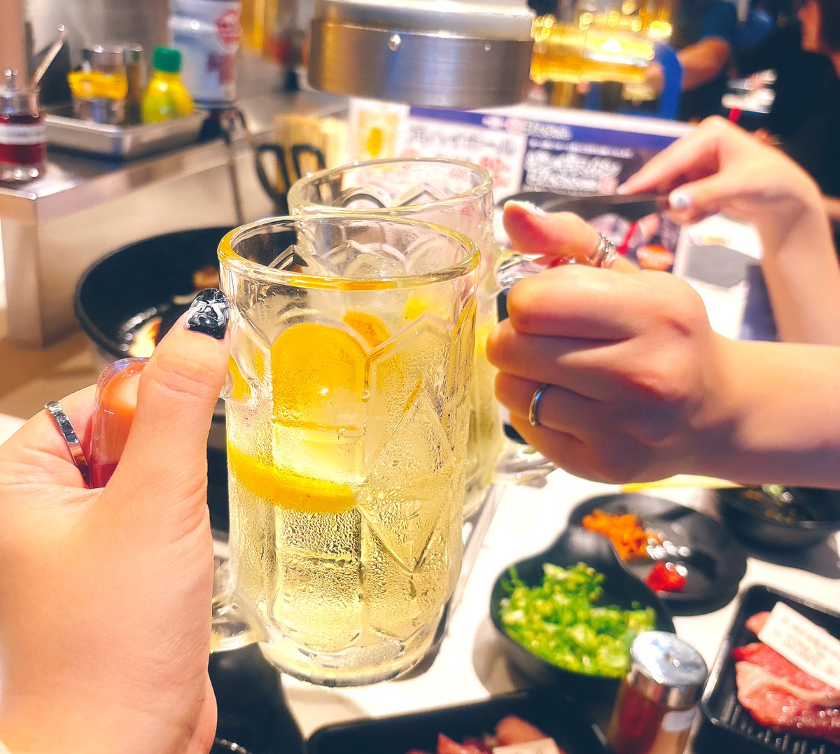 昨日は沢山スペースにお立ち寄りいただきありがとうございました！！また改めて御礼ツイートさせていただきます！！！打ち上げはラム肉でした🍻🐑