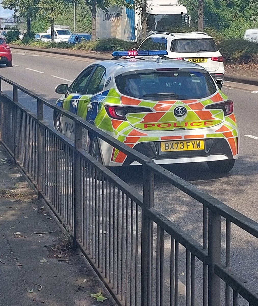Bilston & East Park Police (@bilstonwmp) on Twitter photo One male arrested on #Bilston this morning.
Wanted on a recall to prison.
Pcso Lewis.
<a href="/WolvesPolice/">Wolverhampton Police</a>
<a href="/WMPolice/">West Midlands Police</a>
#proactive policing. One male arrested on #Bilston this morning.
Wanted on a recall to prison.
Pcso Lewis.
<a href="/WolvesPolice/">Wolverhampton Police</a>
<a href="/WMPolice/">West Midlands Police</a>
#proactive policing.