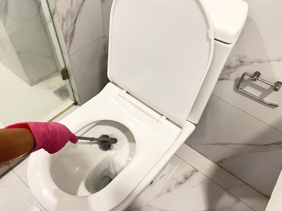 poppy_rjk's tweet image. คุณพรี่ขาาาาา ใครที่กำลังตามหาคุณแม่บ้านหรือใครสายขี้เกียจแบบกู แนะนำแอพ BeNeatเลย คุณแม่บ้านบริการดี แถมใส่ใจทุกคน นี่จองมาหลายรอบแล้ว และทุกครั้งที่ห้องรกจะเรียกให้มาช่วยทำความสะอาดตลอด แถมใครที่กลัวเรื่องโควิด ก็สามารถแจ้งให้คุณแม่บ้านตรวจมาก่อนได้ด้วย น่ารักมากก…