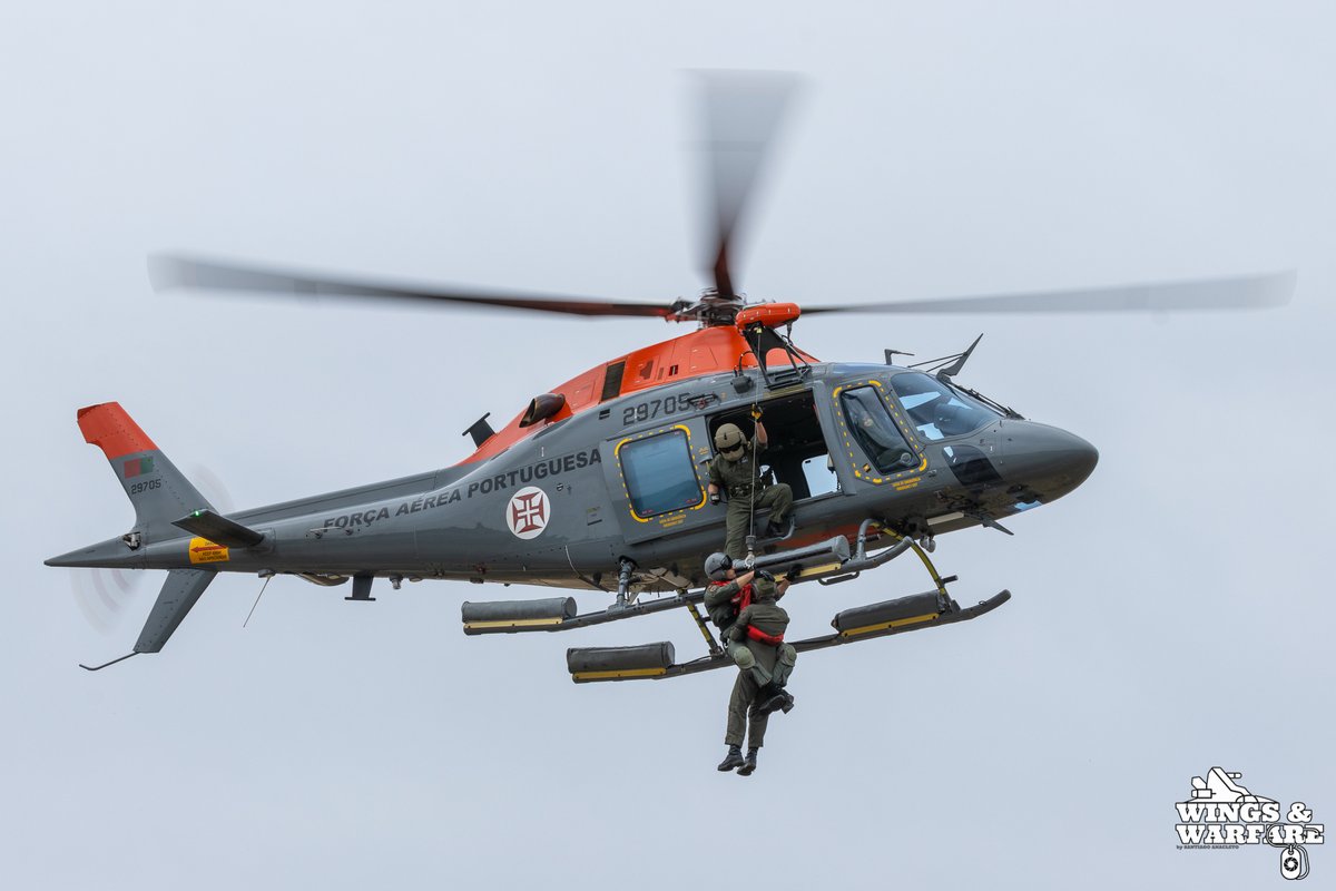 wingsandwarfare's tweet photo. 📍Next Sunday: Air Base Open Day at @fap_pt BA8 (Ovar, Portugal)
Expect action-packed aerial demos featuring:
🚁 Black Hawk, Koala, F-16M
🎯 K9 & Rescue Ops, Static Displays, Flight SIMs
🎟️ Chance to win a flight experience
#MilitaryPhotography #BA8 #AviationPhotography https://t.co/ytkrbRKkqi
