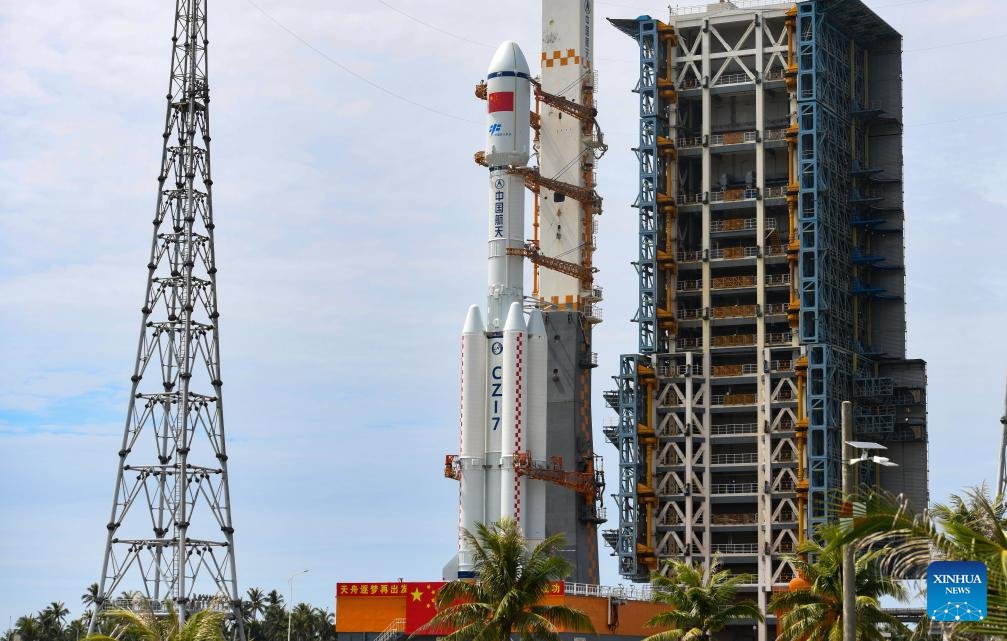 VoiceofPD's tweet image. The combination of the Tianzhou-9 #cargocraft, tasked with carrying supplies to #China's #spacestation, and a Long March-7 carrier rocket was vertically transferred to the launch site on Saturday, according to the China Manned Space Agency (CMSA).

The cargo spacecraft will be