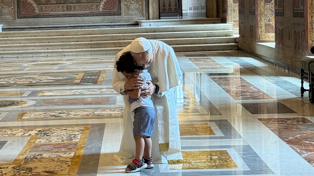 SalvoCernuzio's tweet image. "C’è bisogno di una rivoluzione dell’amore"
#PapaLeoneXIV
Leggi 👉 shorturl.at/saEsJ