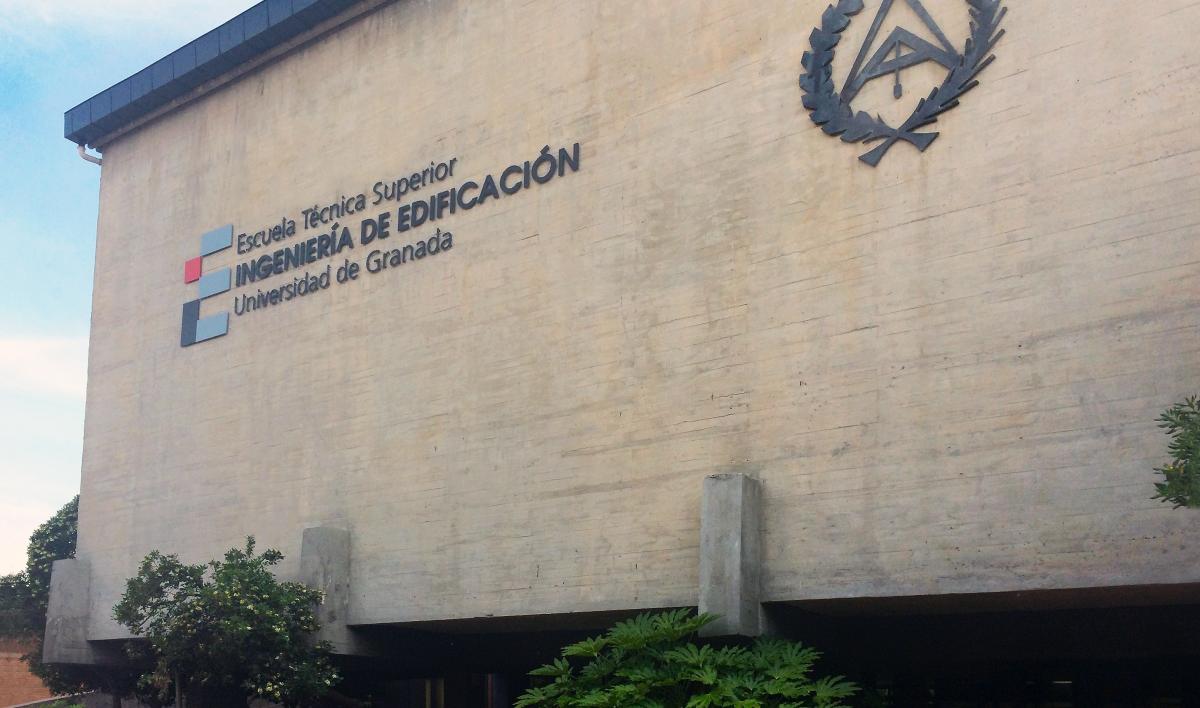 🏫ENSEÑANZA | La gestión del Gobierno andaluz en el ámbito universitario merece un suspenso👎
🏛️La universidad pública está al filo del precipicio:
❌asfixia por infrafinanciación
🚨proliferación de universidades privadas q ponen en riesgo la calidad de las enseñanzas superiores
