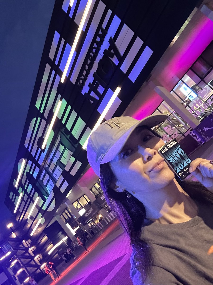 mihonog's tweet image. North Sea Jazz Festival 2025 @northseajazz
@jacobcollier
@NaomiSharon
極上の夏の夜でした🩷特にJacob CollierのMasterclassは、お得意の観客を巻き込んでのハーモニーの一部になれて幸せ🙏🏻🙏🏻🙏🏻