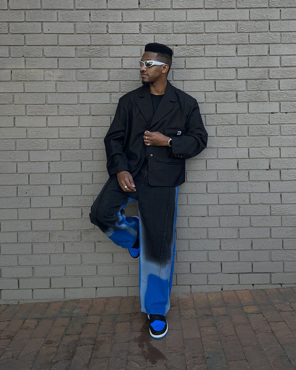 ThirdofHisName_'s tweet photo. Get up to 60% Off using discount code: CARL60 when Shopping the Daniel Wellington Summer/Winter Sale!
โ
Congratulations Chelsea #Familymeeting Palmer #SBlove #Mkhize #AskAMan #InstantMoneyMondays https://t.co/M6Zuq2jvxu