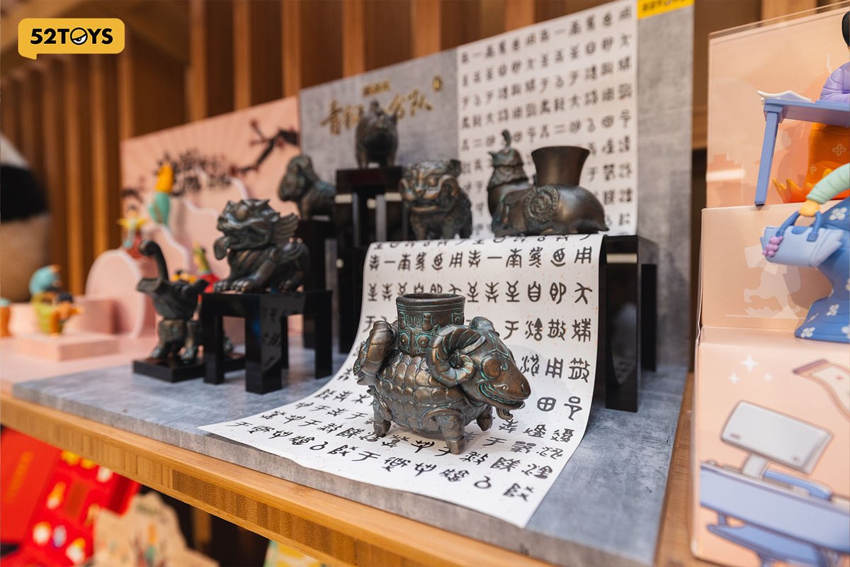 52TOYSJP's tweet image. 2025年7月7日~9日、大阪万博中国館にて「陝西ウィーク」が開催されました。
この度、52TOYSは公式招待を受け、「現代古代シリーズ」を展示いたしました✨
#52toys #大阪万博2025 #コレクションフィギュア