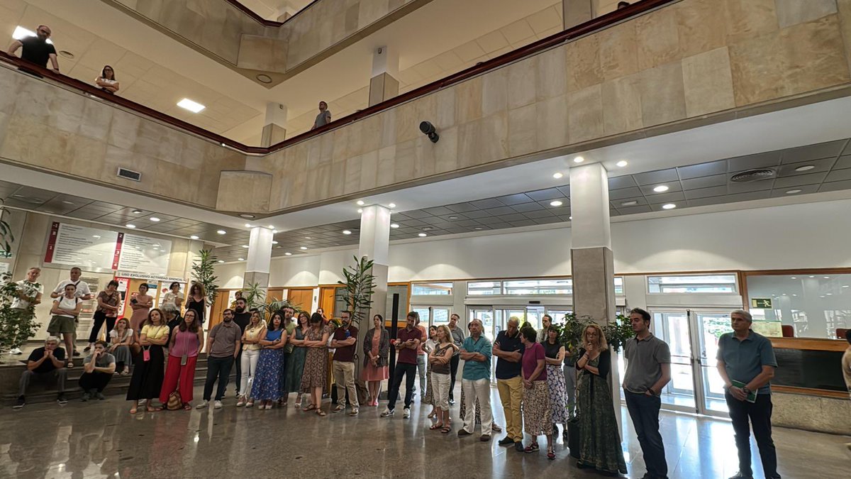 Tanto los compañeros de la Casa de la Radio, en Prado del Rey, como los que están siguiendo la asamblea desde los distintos centros territoriales o desde sus domicilios, están haciendo llegar sus aportaciones, que serán recopiladas, en breve, por este Consejo.