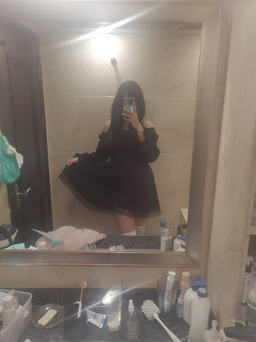 yu wu tweet media