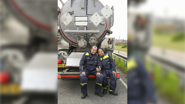 Liefde op de werkvloer -  hetkompasonline.nl/l/213410