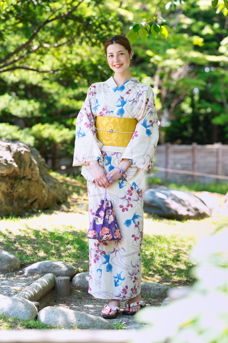スタジオエス「浴衣撮影会」（中島公園）  
2025.7.5 モデル:  Makoleeさん
<a href="/studios_Macolee/">Makolee</a>
<a href="/sapporo_studioS/">スタジオエス 札幌</a>
#スタジオエス #スタジオエス撮影会 #Makolee #札幌 #中島公園 #ポートレート