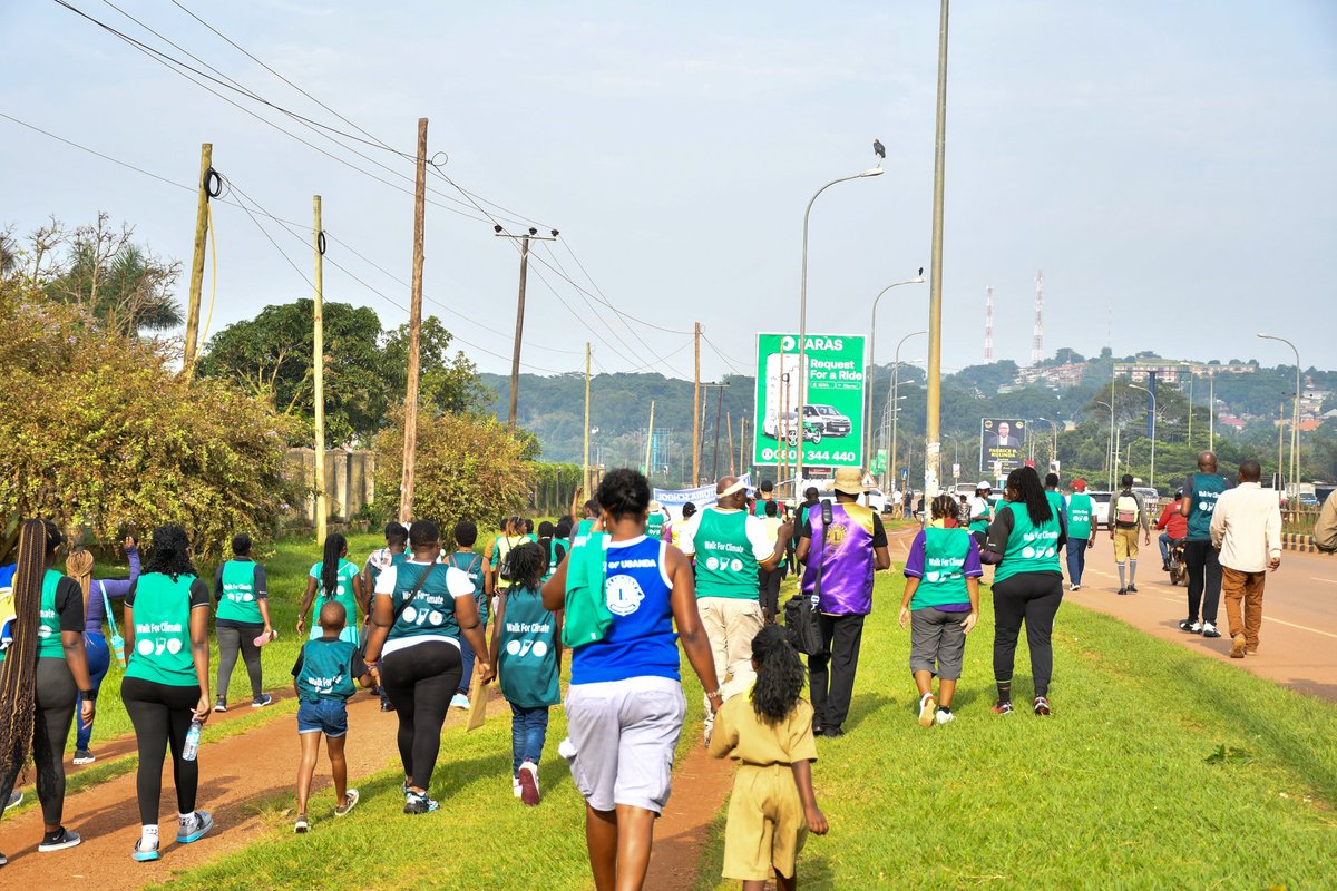 GggiUganda's tweet image. 🌍Last Saturday, we completed the WiCC 10-Kilometer Walk through Entebbe, Uganda, bringing together women, men, youth, & children to raise awareness on environmental challenges and amplify the role of #inclusive and community-driven #climateaction. 👟🍃
#WiCC2025 #WomenInClimate