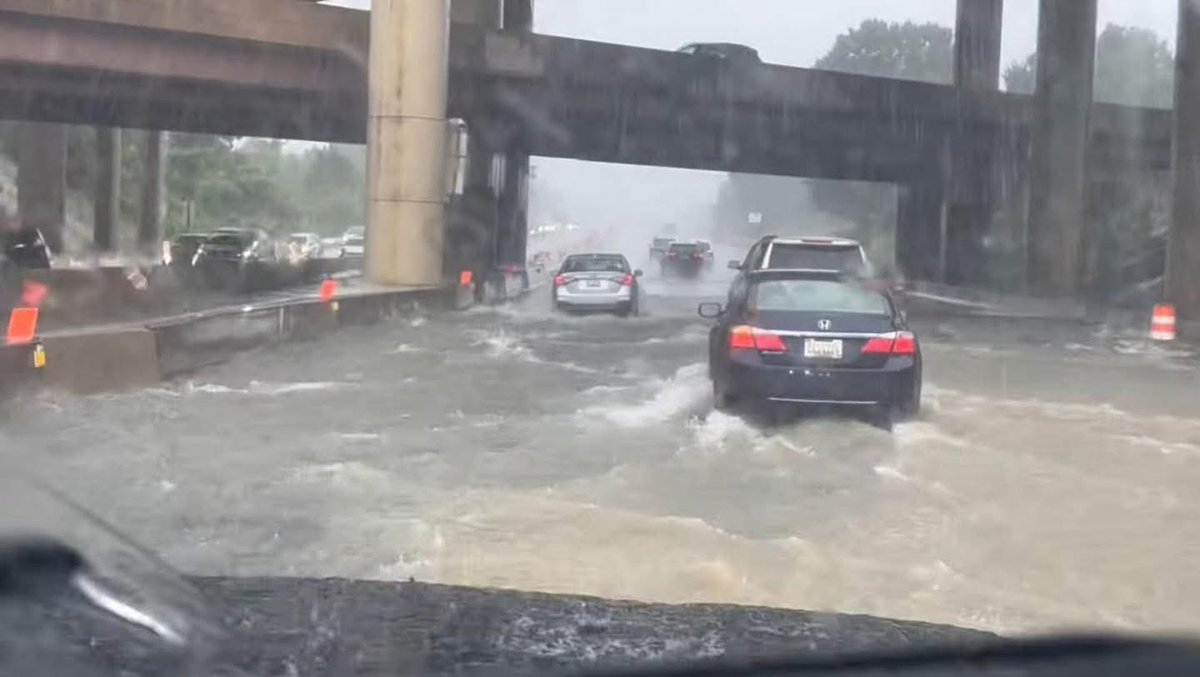 OnlyInBmore's tweet image. 695 yesterday Woodlawn