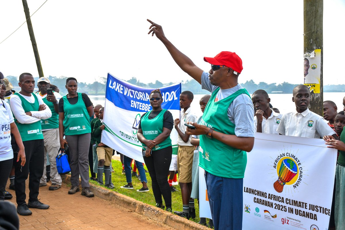 GggiUganda's tweet image. 🌍Last Saturday, we completed the WiCC 10-Kilometer Walk through Entebbe, Uganda, bringing together women, men, youth, & children to raise awareness on environmental challenges and amplify the role of #inclusive and community-driven #climateaction. 👟🍃
#WiCC2025 #WomenInClimate