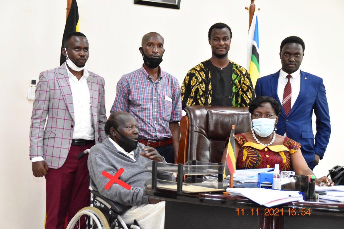 Bishop Samuel ...John 3:16 (@realbishopsam) on Twitter photo Farewell to a legal luminary. Prof. George Kanyeihamba. A bold voice for justice, fearless constitutionalist, and beacon of integrity. His legacy will continue to inspire Uganda’s legal fraternity and all who champion the rule of law. <a href="/IsaacSsemakadde/">Isaac Ssemakadde</a> <a href="/nobert_mao/">Nobert Mao</a> <a href="/ug_lawsociety/">Uganda Law Society</a> Farewell to a legal luminary. Prof. George Kanyeihamba. A bold voice for justice, fearless constitutionalist, and beacon of integrity. His legacy will continue to inspire Uganda’s legal fraternity and all who champion the rule of law. <a href="/IsaacSsemakadde/">Isaac Ssemakadde</a> <a href="/nobert_mao/">Nobert Mao</a> <a href="/ug_lawsociety/">Uganda Law Society</a>