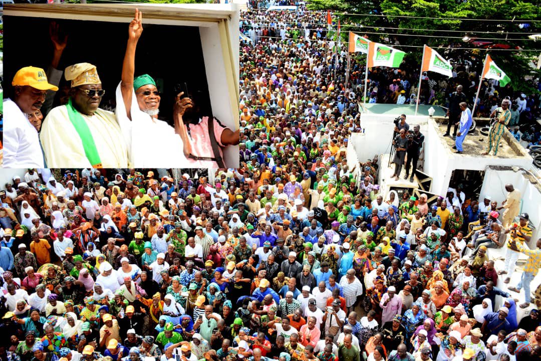 ADCNig's tweet image. ADC members in Ilesa troop out yesterday enmasses to welcome National Secretary of the Party, Ogbeni Rauf Adesoji Aregbesola.