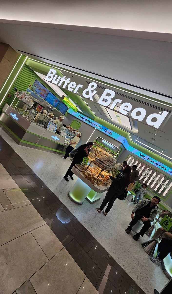 imranSa11984161's tweet image. BUTTER &amp;amp; BREAD : Asian Butter &amp;amp; Bread Bakery for treats &amp;amp; snacks! From soft, freshly baked buns &amp;amp; breads to delicious cakes &amp;amp; refreshing drinks all at budget friendly prices! #ButterAndBread #AsianBakery #Immi76 #Bakery #DubaliousDude #BurjumanMall #Dubai🇦🇪