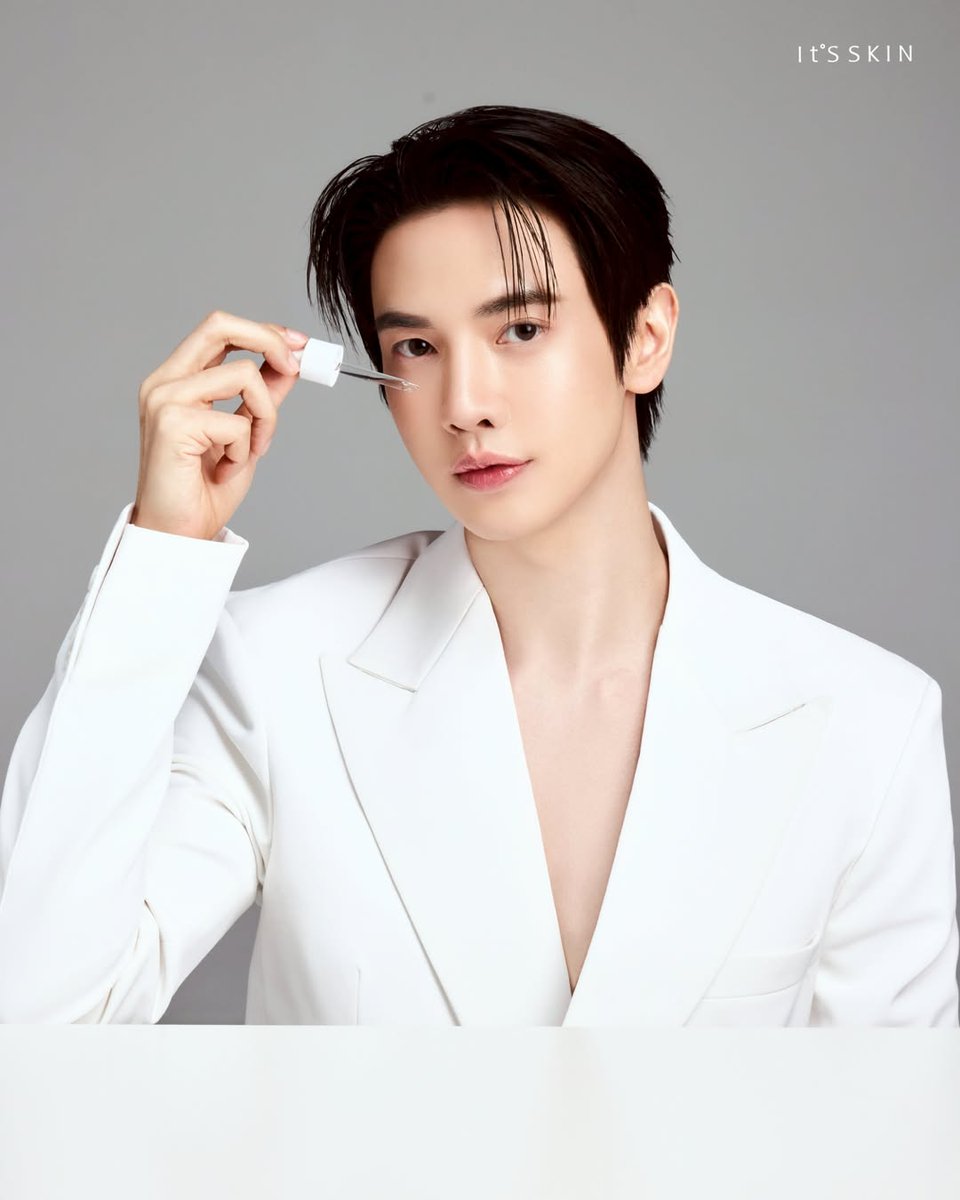 maxkybass_id's tweet photo. Our presenter of it's SKIN
It’s Better with It’s Skin
#ITSSKINxMaxky #ITSSKIN_Presenter_Maxky
#maxky_rp #ITSSKIN #ITSSKINThailand
#ITSSKINSerum #DrSaversSerum #GlutathioneSerum #ebitsskin https://t.co/5L9idaJh3v