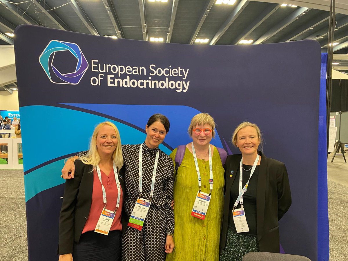 ESEndocrinology's tweet image. Key members of our ESE team are reuniting at #ENDO2025.
Pictured below L-R: Claire Arrigoni ESE Event Ops Manager, Mirjam @ChristCrain ESE President-Elect, @WiebkeArlt ESE President, @Hgregson50Helen ESE CEO.
Enjoy the programme & come and visit us at Booth 720!
@TheEndoSociety