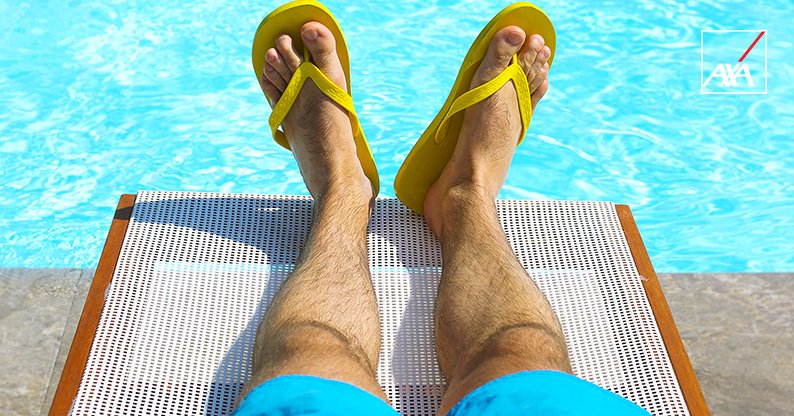 AXASegurosEs's tweet image. ¿Conduces descalzo en verano? Podrías estar cometiendo un error que afecta a tu seguridad (y quizá a tu bolsillo). 👉🏻 bit.ly/44LCoFE