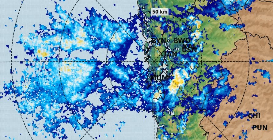#MumbaiRains Update ⛈️

Lot of rain bands are present over the coast and are heading towards the city. Many parts of Western suburbs will rain in the coming hours. Rainy evening ahead for Mumbai 

Stay tuned for live updates
