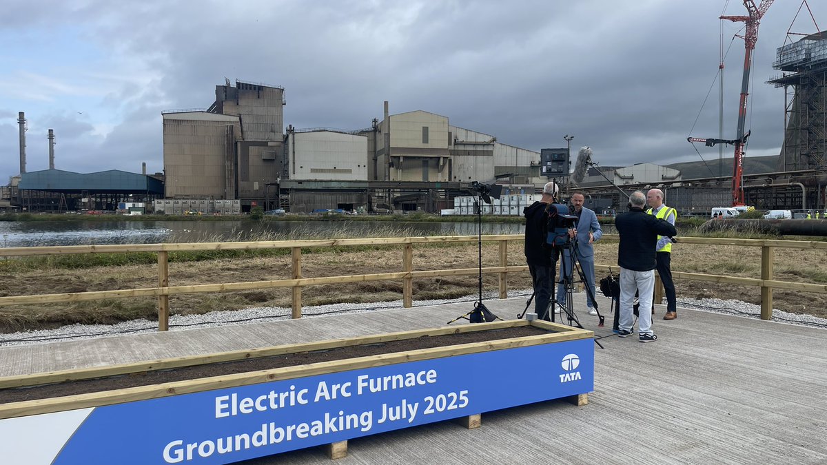 timrutter's tweet image. And so it starts. Great to welcome @GMB to @TataSteelUK this morning as we prepare to celebrate the groundbreaking of the new electric arc furnace programme with our main man, Mr Chandrasekaran #dayslikethese