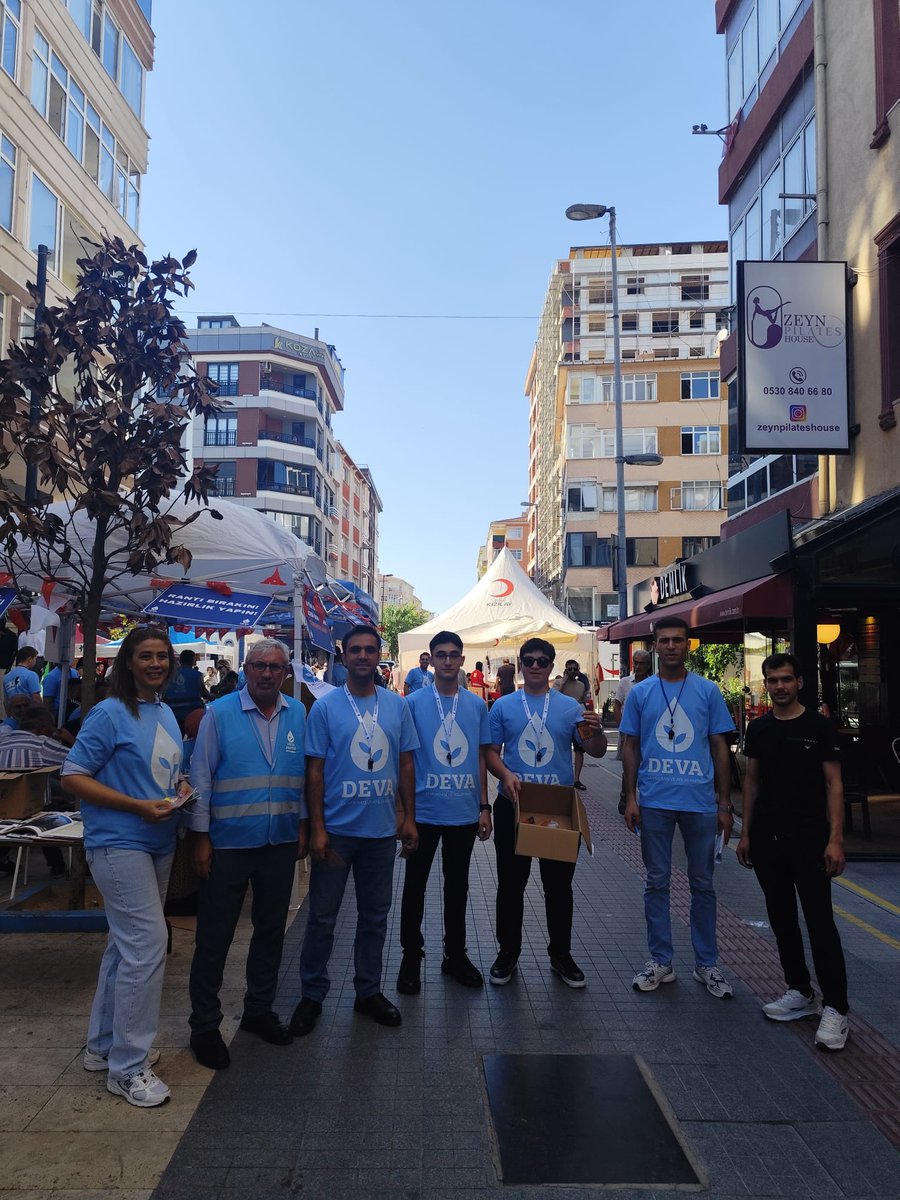 Deva Esenyurt İlçe Başkanlığı (@esenyurtdevailc) on Twitter photo 📍 Küçükçekmece - Hürriyet Caddesi
📄 Deprem Farkındalık ve İmza Kampanyası
DEVA Partisi İstanbul İl Başkanlığı ve İl Çalışma Başkanlığı’nın organize ettiği deprem farkındalık çalışması, ilçe başkanlarımızın ve teşkilat mensuplarımızın katılımıyla gerçekleşti.
🔹 Depremin bir 📍 Küçükçekmece - Hürriyet Caddesi
📄 Deprem Farkındalık ve İmza Kampanyası
DEVA Partisi İstanbul İl Başkanlığı ve İl Çalışma Başkanlığı’nın organize ettiği deprem farkındalık çalışması, ilçe başkanlarımızın ve teşkilat mensuplarımızın katılımıyla gerçekleşti.
🔹 Depremin bir