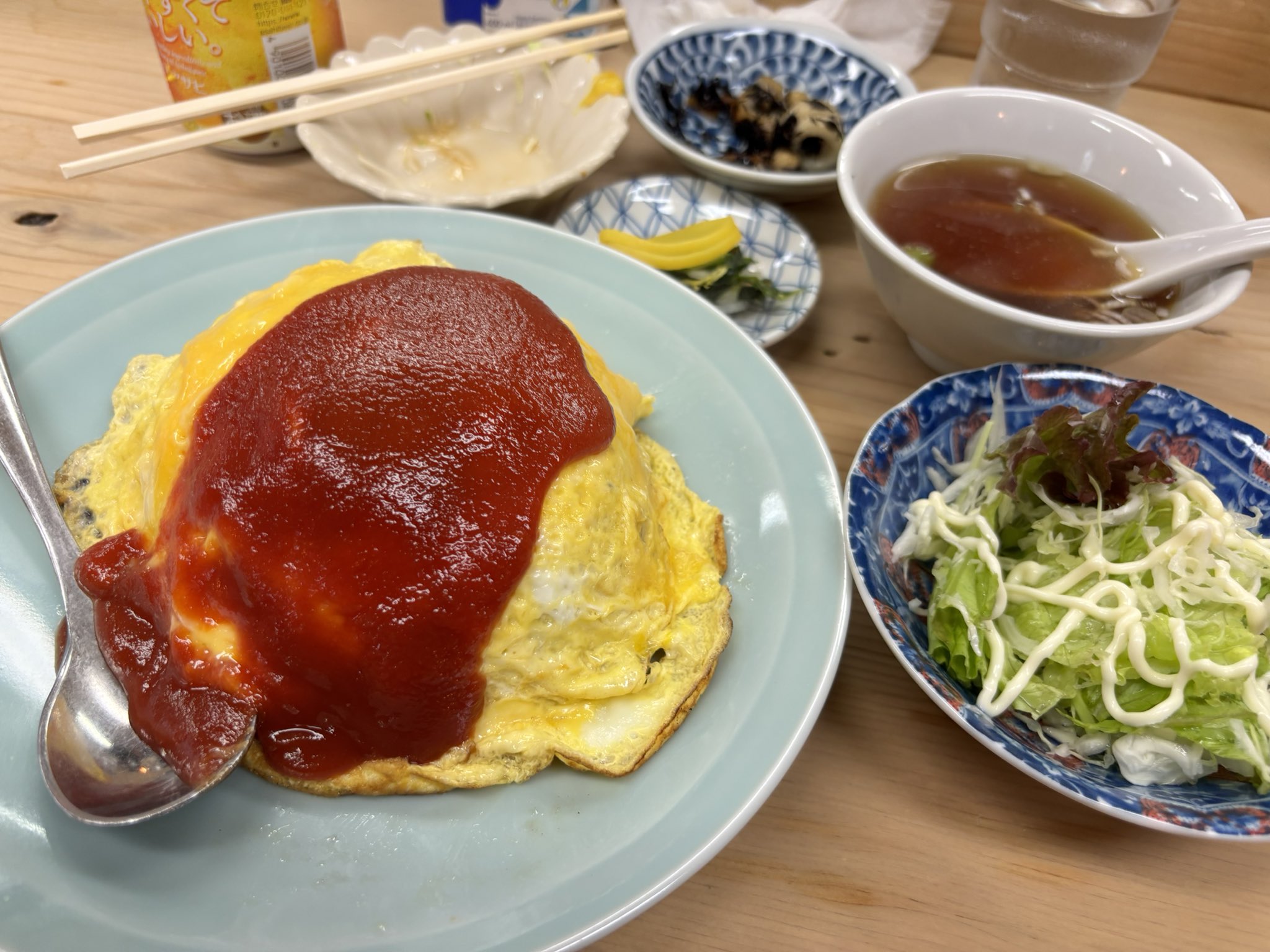 オムライス 横浜駅前にオムライス専門店「ふわとろオムライスとチーズカフェ