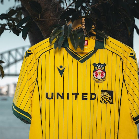 WxmAFC_com's tweet image. Thoughts on the new away kit? 🟡👇