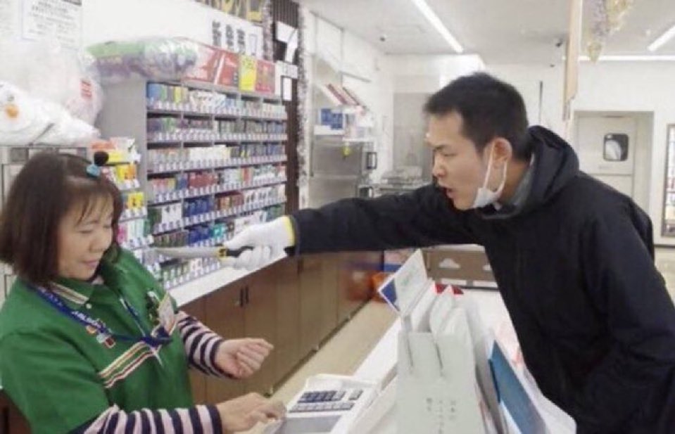 __aprt's tweet image. セブンって略す時、｢セブン(イレブン)｣じゃなくて｢セ(ブンイレ)ブン｣だろ