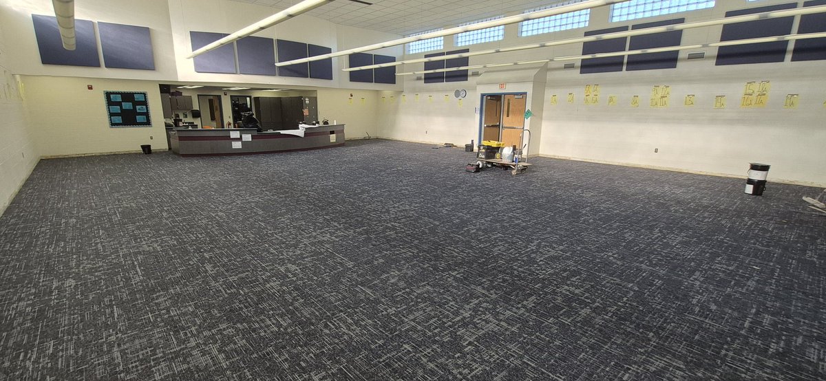 WarrenWoodsPS's tweet photo. Almost done with the new carpet installation in the Media Center at Briarwood and Westwood Elementary! #mywwps #bondissue #progress https://t.co/3dLR2v0YhT