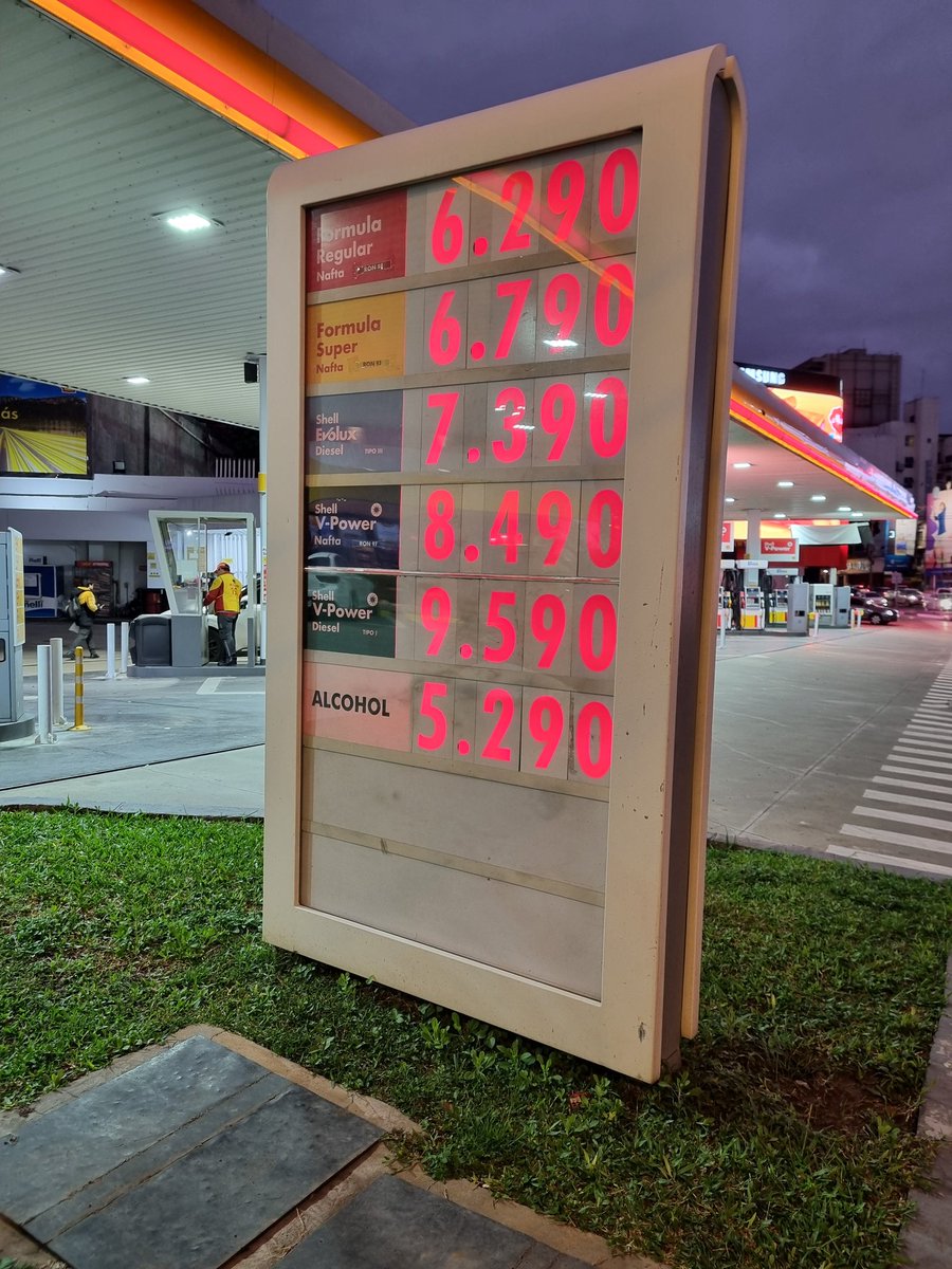 osrduarte's tweet image. Gasolina a R$4,84 no Shell Paraguay.
Quanto está aí na sua cidade?