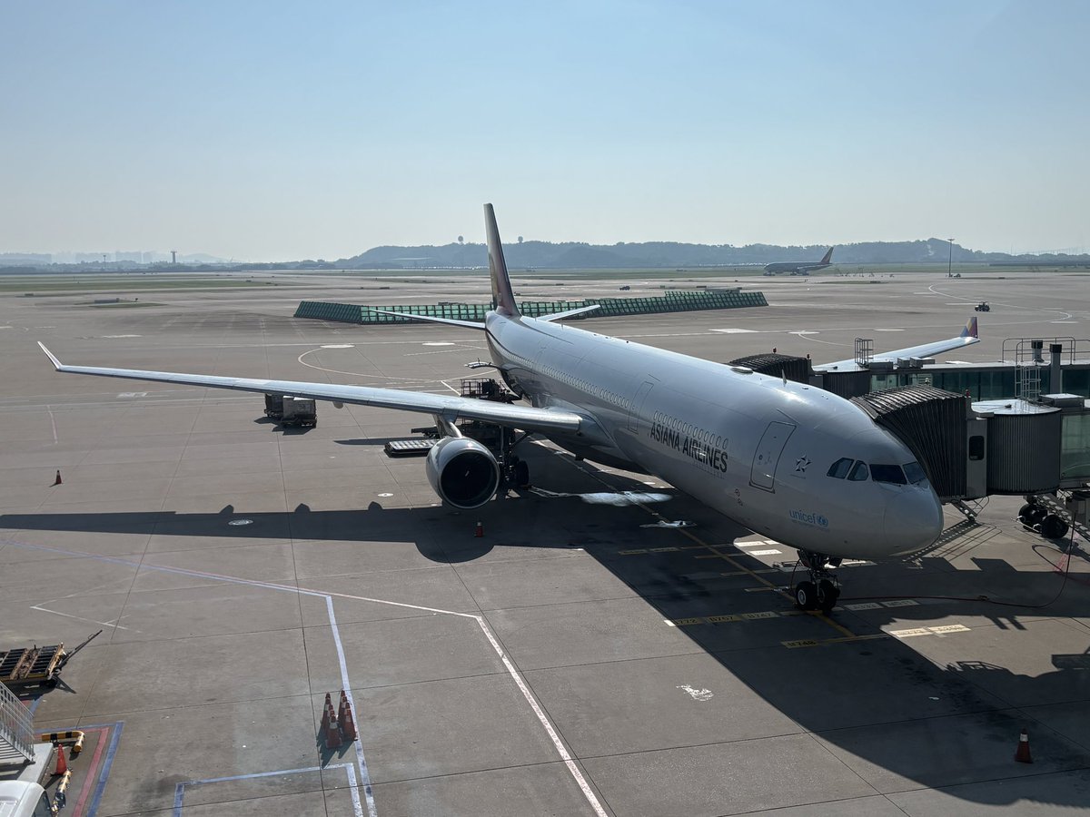 kawanegi's tweet image. それではアシアナ航空の上海浦東行きに搭乗します😃