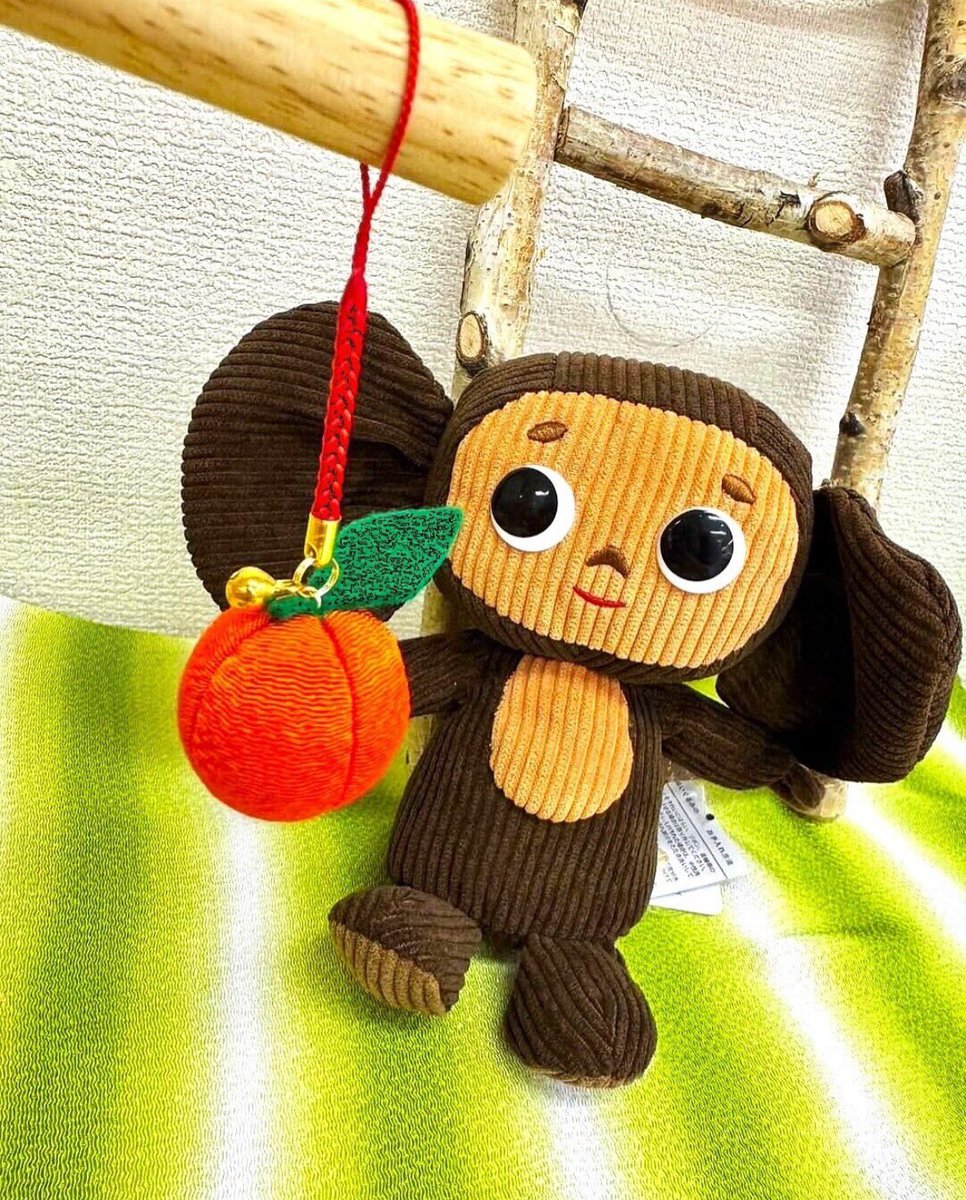 KYUGETSU_1835's tweet photo. 《🍊チェブラーシカイベント開催のお知らせ》

8月20日(水)のお誕生日にあわせて、 愛くるしいキャラでお馴染みのチェブラーシカのイベントを開催致します☺️

イベント期間中は、チェブラーシカの大好きなオレンジを木目込みで作る講習会も行います。(写真1枚目)

また、3,000円以上ご購入してくださった方には、 先着順でチェブラーシカの写真撮影会に参加できる整理券をお配り致します。

多くのご来店をお待ちしております。

🍊チェブラーシカイベント
開催場所:久月本店1F売場
東京都台東区柳橋1-20-4
開催期間:2025年8月19日(火)~8月24日(日)
営��時間:9:30~17:15 *最終日8/24(日)は16:30まで

🍊木目込講習会（オレンジ🍊）
開催期間:イベント期間中 (8/19~8/24)
開催場所:久月本店1F売場
開催時間:10:00~17:15 *最終受付16:00まで
参加費:1,000円(税込み) 
所要時間:約1時間程度
持ち物不要 お気軽にご参加ください。

🍊写真撮影会
開催日時:8/24 (日) 午前の部11:00~
　　　　　　　　　午後の部15:00~
　　　　　　　　　*各20分程度
参加条件:整理券をお持ちの方

❗️整理券のお渡しについて
◎整理券は、イベント期間中に弊社の商品3000円以上お買い上げされた方に、順次お会計の際にお渡しいたします。
(チェブラーシカ以外の商品や、木目込講習会の参加費も含まれます)
◎整理券をお渡しの際に、午前か午後の部どちらかご指定頂けます。
◎整理券配布には数に限りがございますので、参加は1回のみでお願い致します。

#人形の久月 #久月 #木目込人形 #木目込み人形 #講習会 #ワークショップ #木目込 #木目込体験 #木目込ワークショップ #浅草橋 #久月浅草橋総本店 #久月浅草橋本店 #チェブラーシカ #チェブラーシカ好きと繋がりたい #ぬい撮り #yebypawka #チェブ #cheburashka #mycheb #チェブラーシカグッズ #チェブラーシカ大好き #大耳查布 #ぬいぐるみ #浅草橋を歩く #夏休み #夏休みの思い出 #おでかけ #japantrip #tokyotravel #tokyotrip