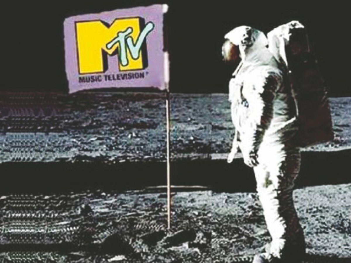On this date in 1981 MTV broadcasts for the first time on cable television in the United States, playing music videos 24 hours a day. First to air is "Video Killed the Radio Star" by The Buggles. #80s