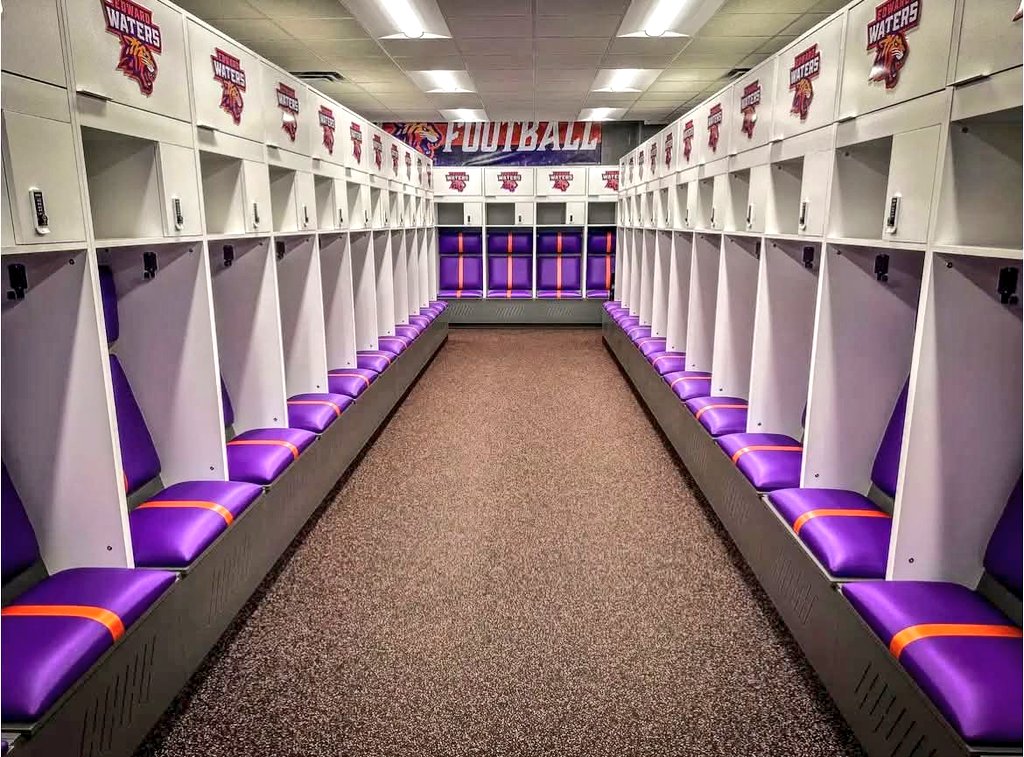 Edward Waters University debuts new Locker Room following ribbon cutting ceremony