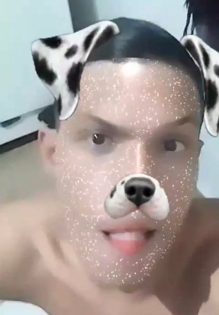 jonycallerii's tweet image. sou assédio ou flerte?