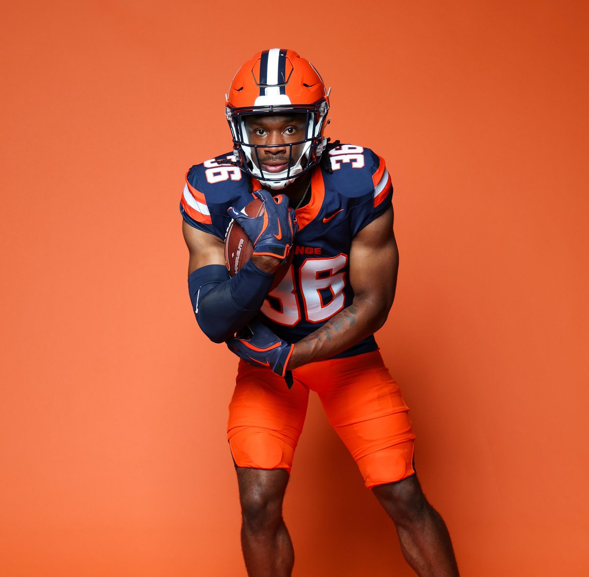 MrMalachiJames's tweet photo. Can’t wait for the season to start! 🍊#year2 https://t.co/5qcNyTmEzk