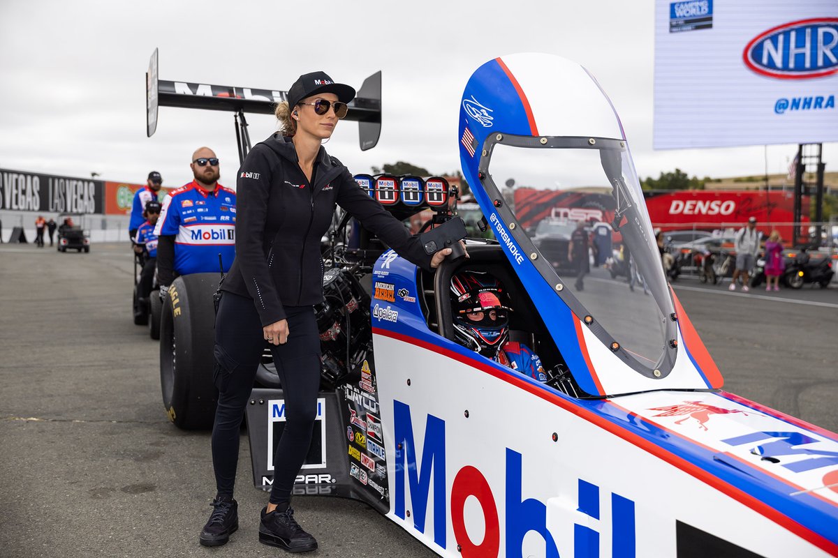 TonyStewart's tweet image. Our perfect start streak came to an end at Stop 12 on the @NHRA tour. We were the last remaining Top Fuel team to escape the first round at every event this season — until #Sonoma said “Not today.”
Still, I’m incredibly proud of this @Mobil1 team for that streak. Back at it in…