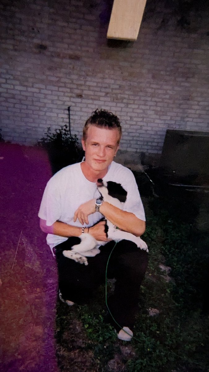 Here's a lil memory for Monday.. roughly around 2003ish, me and my border collie puppy, Sweetie. Need to try to get this scanned and restored at some point. Not many pics of me from this time left (and proof I had hair at one point! 😂)
