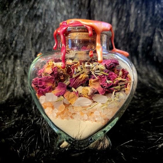 LumiereReadings's tweet image. Visited our local crystal shop for spell jar materials ✨ Thinking of offering them soon!

Interested? Drop your thoughts + suggested price range below — comments get a free private reading 🤍
#FreeTarotReading #SundayswithLumi #Tarot