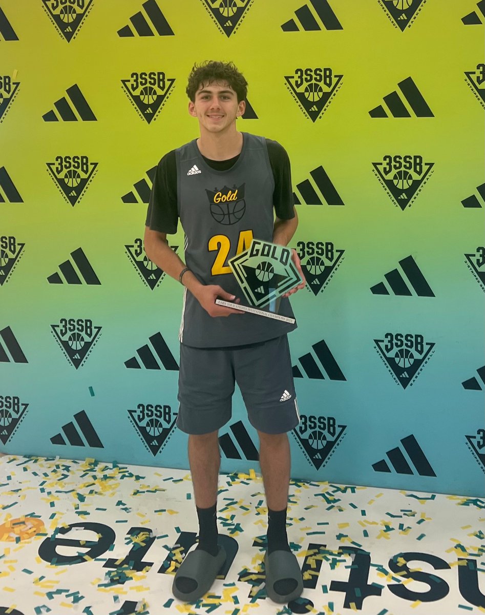 3 Things I learned this 17U AAU Season:
-Composure
-Tenacity
-Fortitude