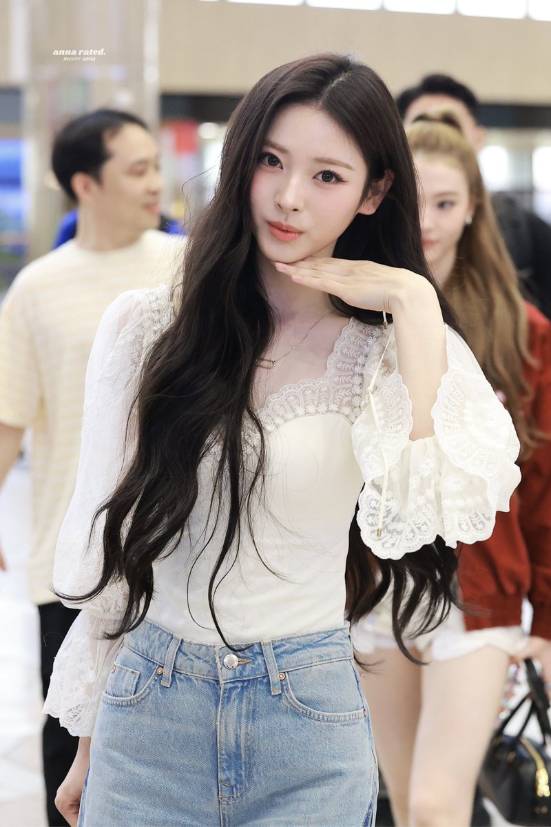 annarated's tweet image. 250728 GMP
#ANNA #μλ #MEOVV #λ―ΈμΌμ€